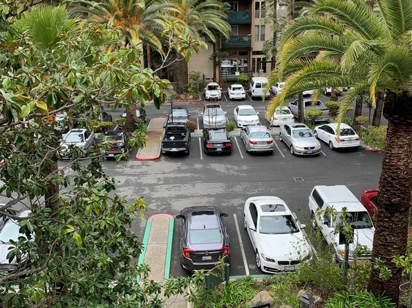 185 Sierra Dr APT 206, Walnut Creek, CA 94596