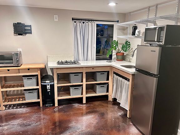 kitchenette