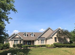 1304 Gullane Ct, Lake Geneva, WI 53147