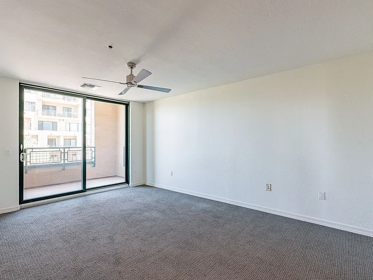 16 W Encanto Blvd #130 — Photo 19