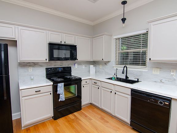 5th image of 1124 Woodbury Falls Ct
