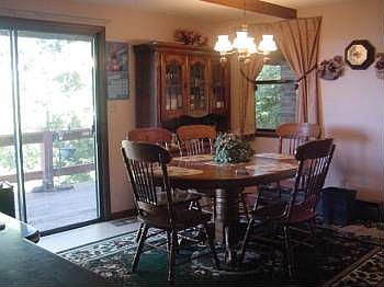3rd image of 15900 Bradley Cir
