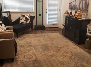2242 Village Green Dr, Roseville, CA