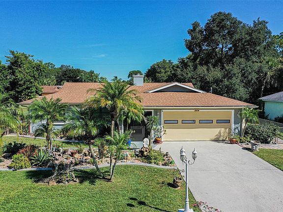 3rd image of 3854 Holin Ln