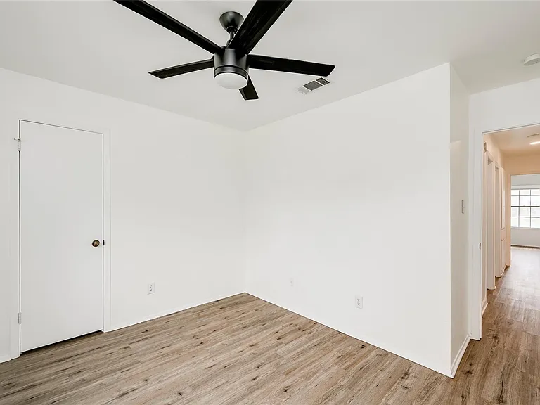 6705 Lancret Hill Dr — Photo 18