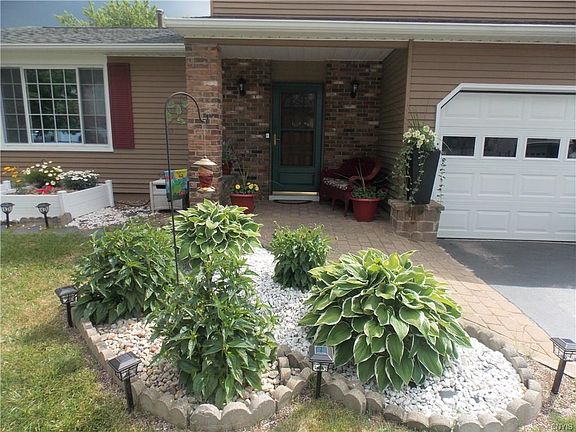 2nd image of 5387 Amalfi Dr