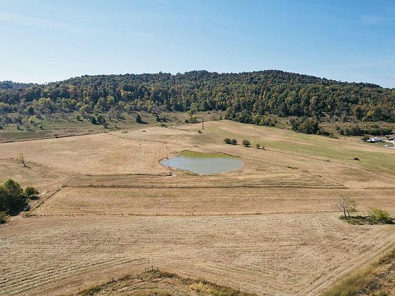 2nd image of 1941 Elihu Cabin Hollow Rd