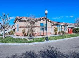 2922 Las Flores Cir, Los Banos, CA 93635