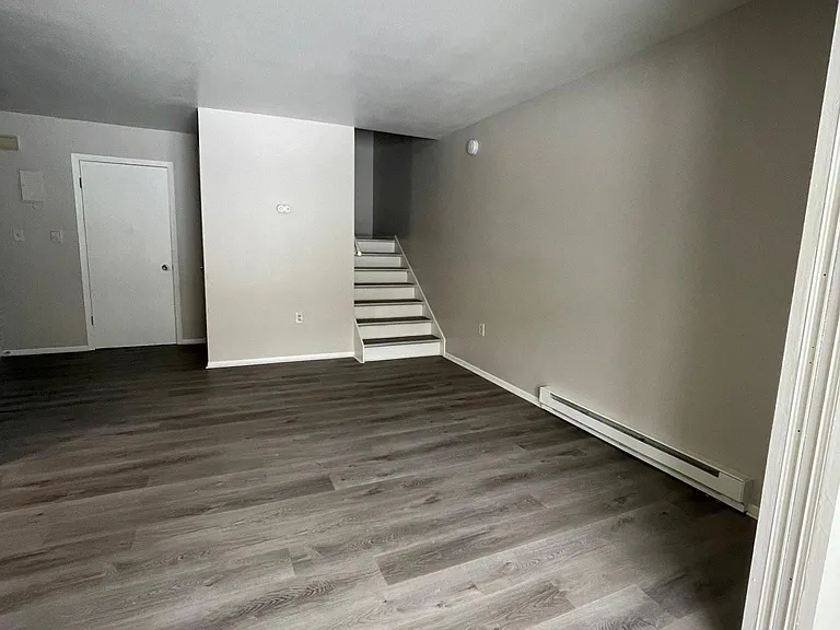 43 E Monroe Ave — Photo 8
