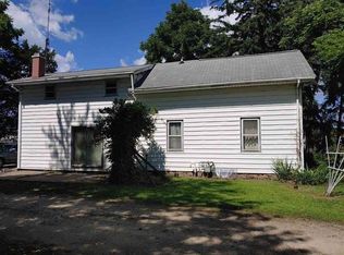 7988 Forest Hills Rd, Loves Park, IL 61111