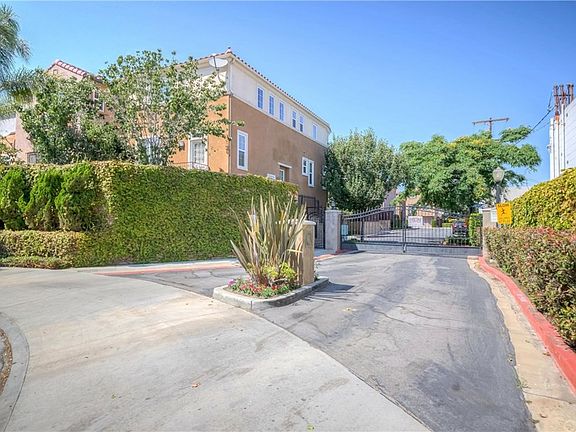 2nd image of 1305 Harmony Way