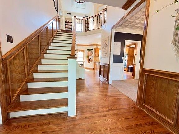 2nd image of 18860 S 1485th Rd