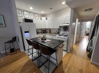 806 Washington St APT 2, Hoboken, NJ 07030