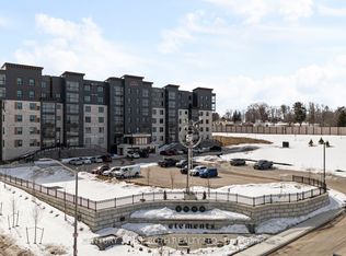 15 Kneeshaw Dr #511, Barrie, ON