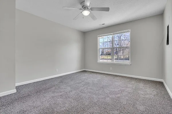 9201 Pembroke Oak Grove Rd — Photo 15