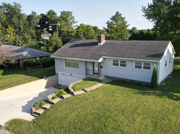 1141 Sugar Hill Dr, Rushville, IN 46173