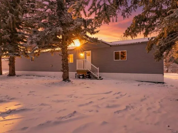 6205 54th St #77, Ponoka, AB T4J 1M5