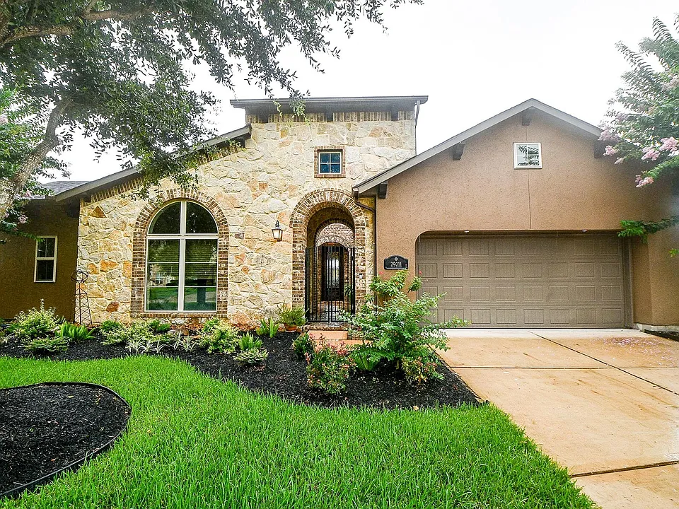 29011 Concan Crossing Ct