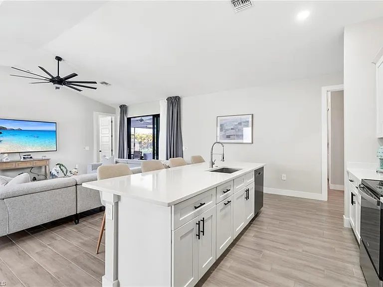 4600 Key Largo Ln — Photo 16