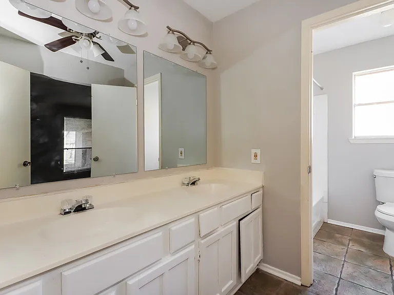 13916 Bonnercrest Dr — Photo 13
