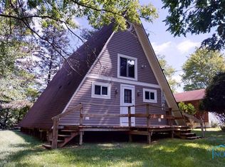 372 Twin Bay Trl, Willard, OH 44890