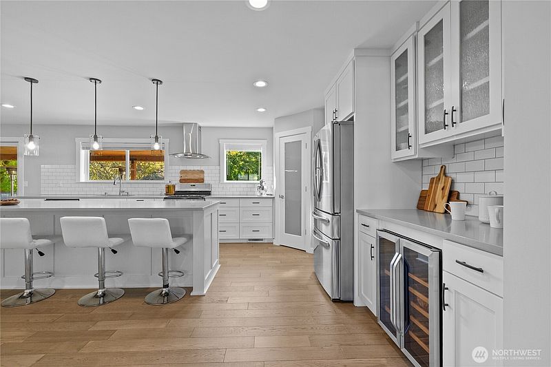 5th image of 15820 65th Avenue SE