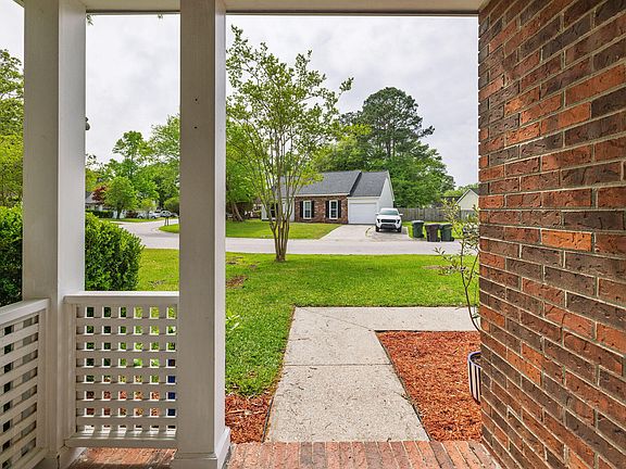 3rd image of 312 Commons Way