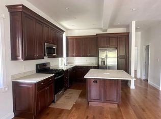 26 S Warren Ave #A, Malvern, PA 19355