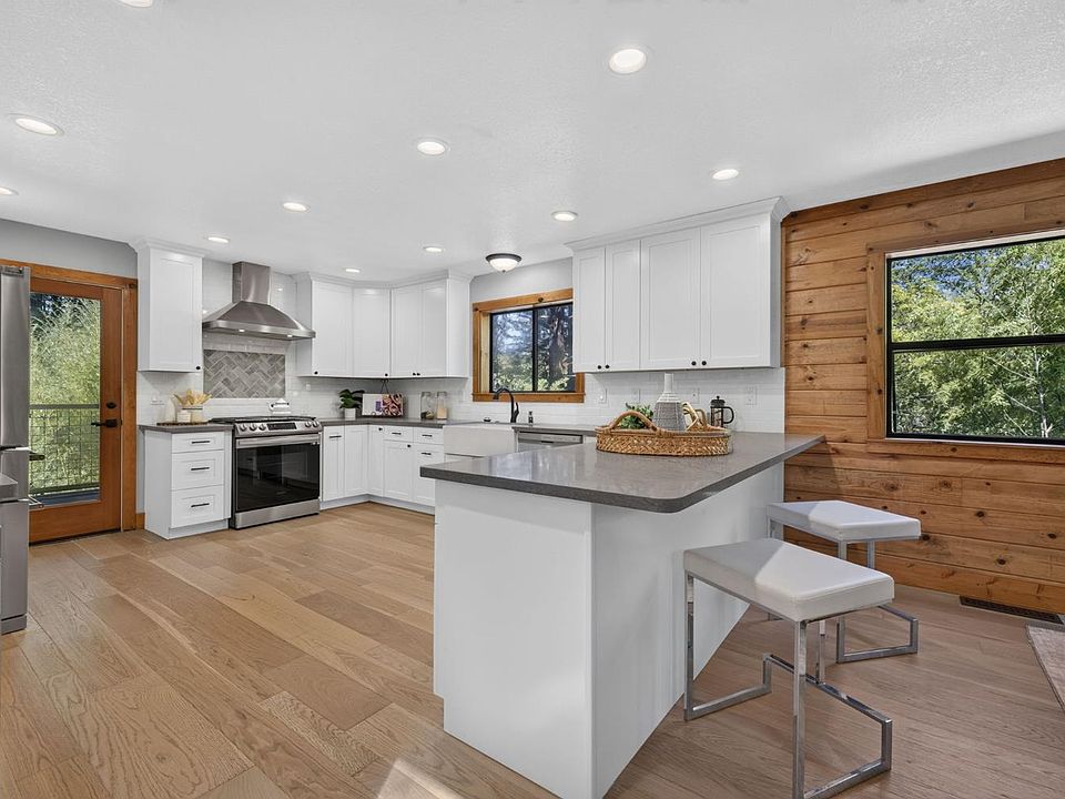 1st image of 2132 Green Hill Road