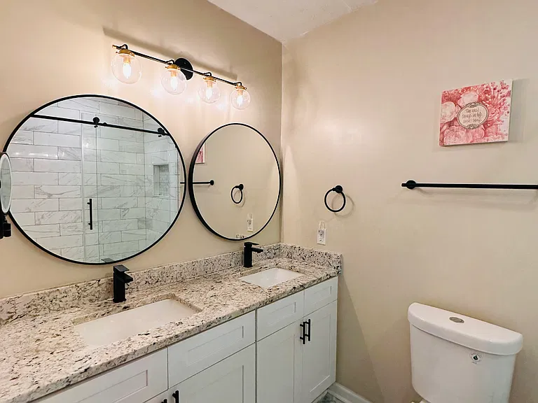 1068 Waterside Dr SE — Photo 4