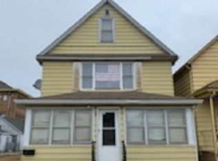 215 7th St S #2, Virginia, MN 55792