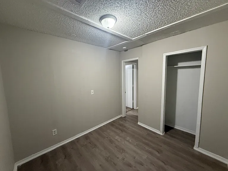 1110 W Birmingham Pl — Photo 11