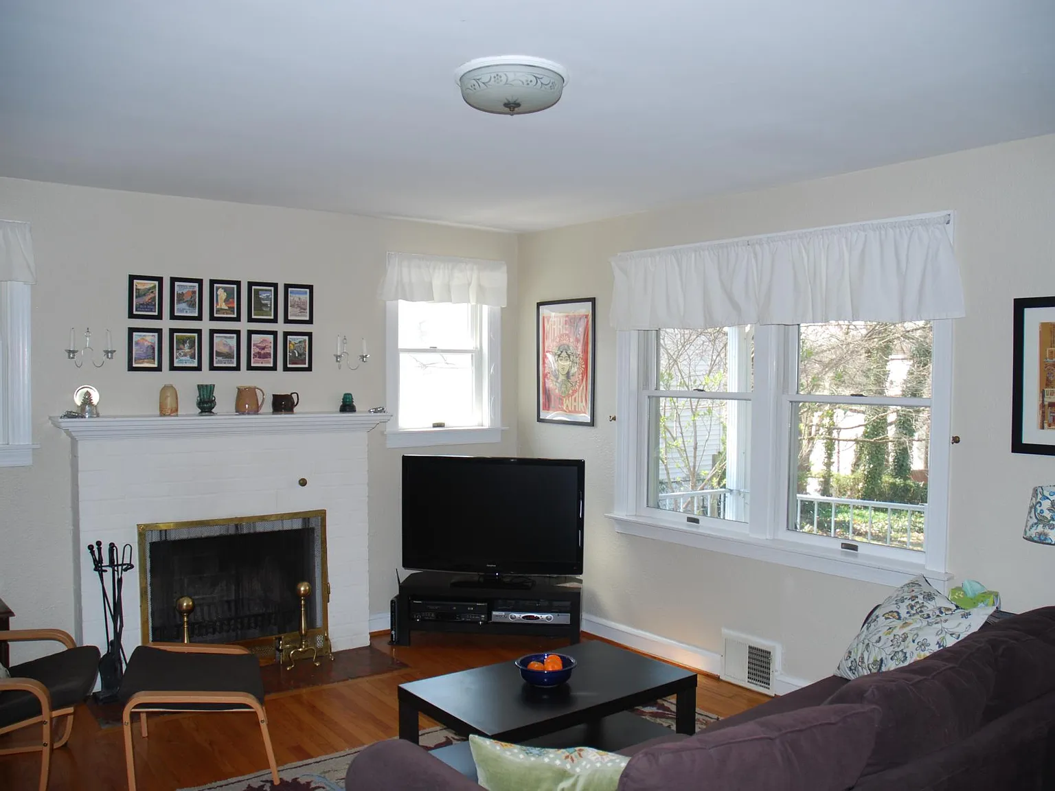 3 bed, 1750 sqft, $3,995 — Photo 2