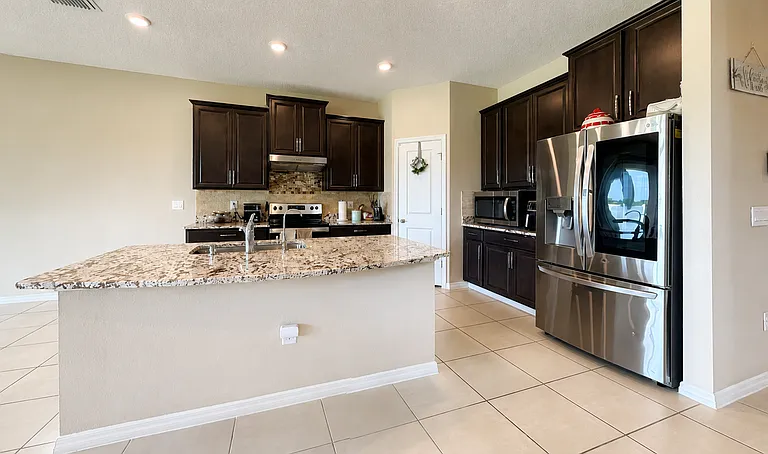 13781 Wineberry Dr — Photo 3