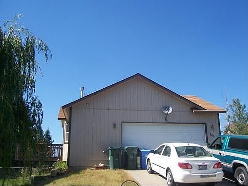 3rd image of 1965 N Foxglove Ln