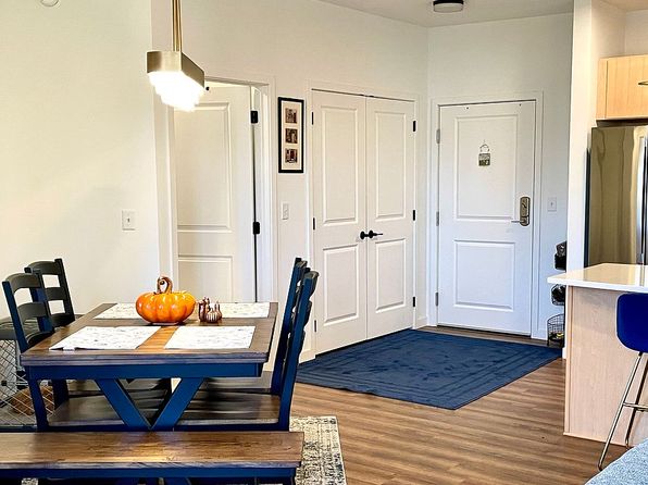 1948 Wayzata Blvd W #116