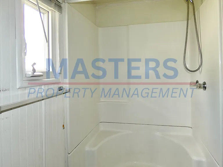 10635 Ford Rd — Photo 24