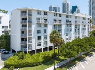 17800 Atlantic Blvd #Penthouse 15, Sunny Isles Beach, FL 33160