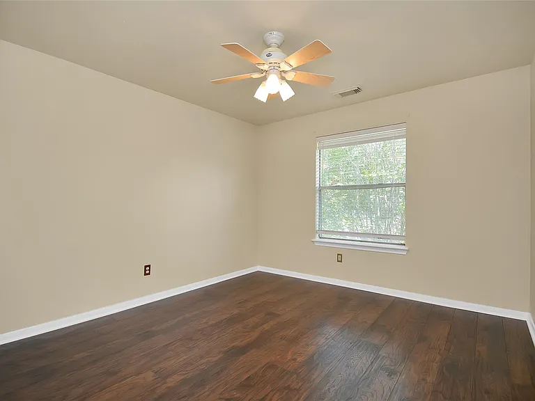 4123 Valedon Ln — Photo 33