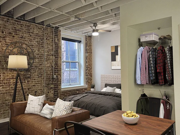 110 Barboro Aly — Photo 10