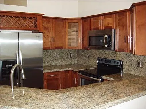 3 bed, 1468 sqft, $4,000 — Photo 2