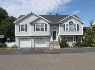 20 Georges Ct, Waterbury, CT 06708