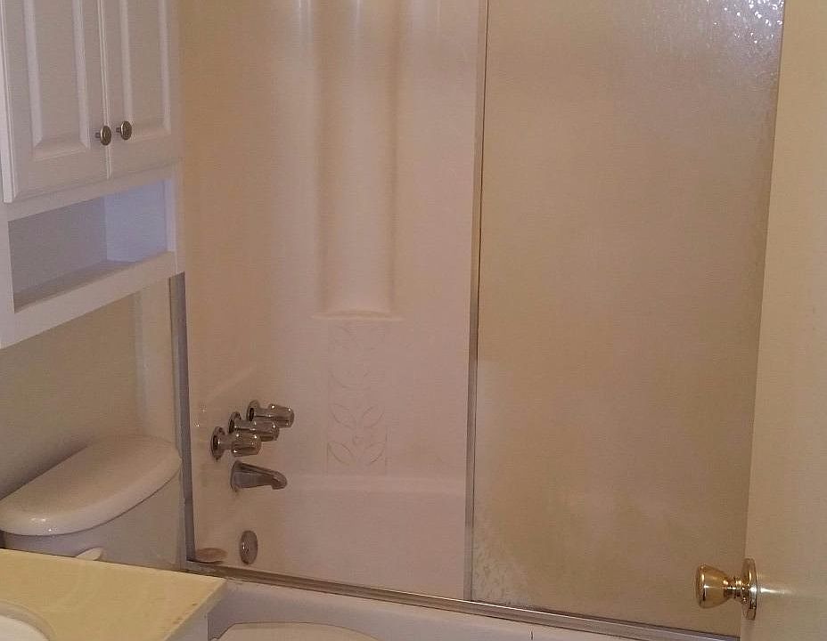 2nd image of 5809 Almendra Ave APT D