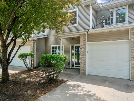 1117 S 52nd St Unit 1707, West Des Moines, IA 50265
