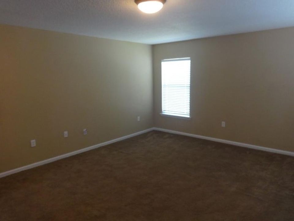1st image of 11703 Carson Lake Dr W