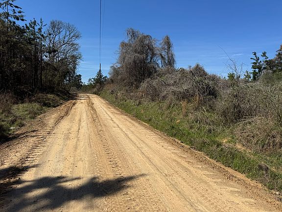 5th image of Duck Hill Ranch Rd