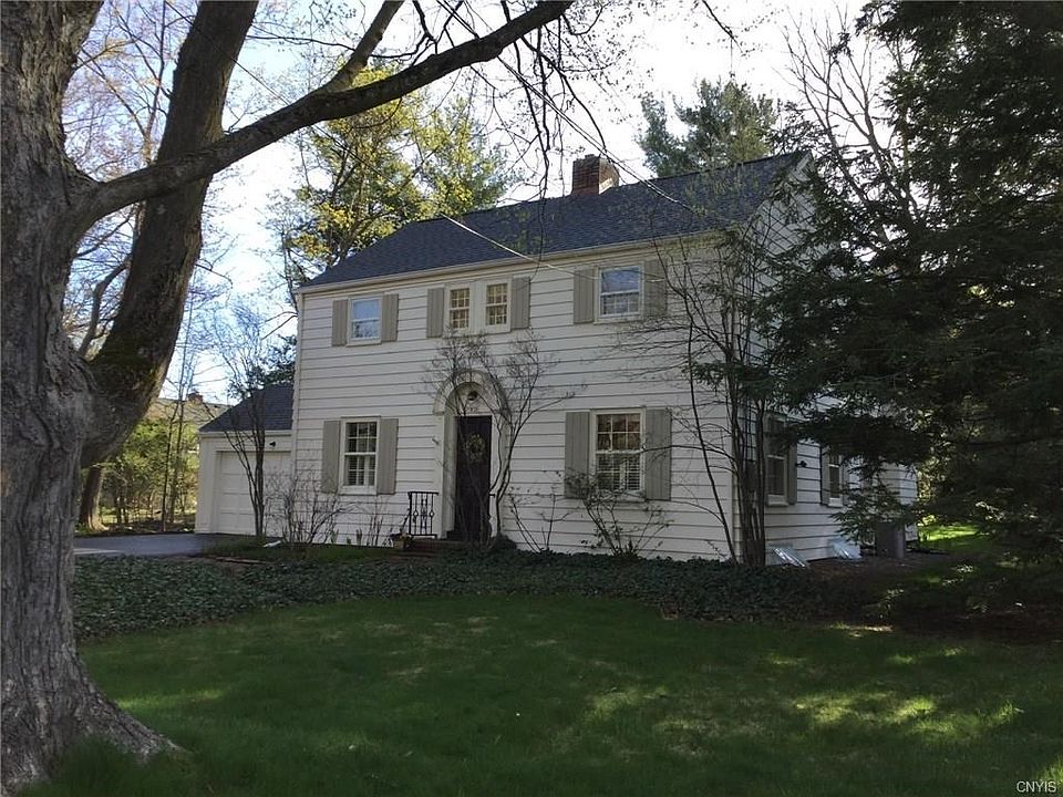 1st image of 211 Ledyard Ave