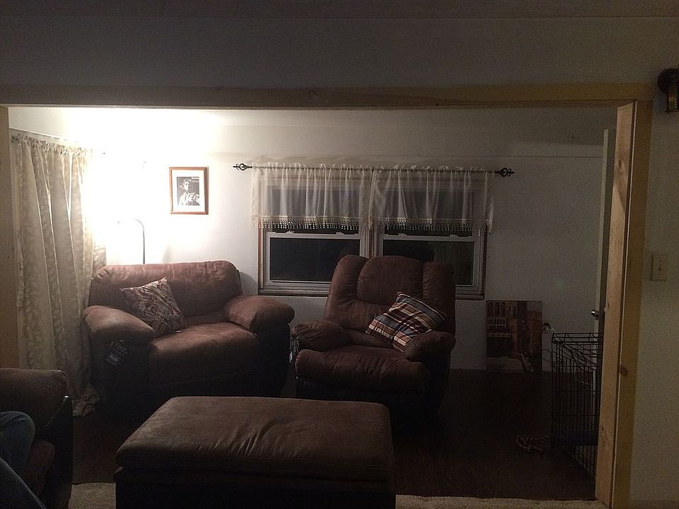 2nd image of 28 Sewall St