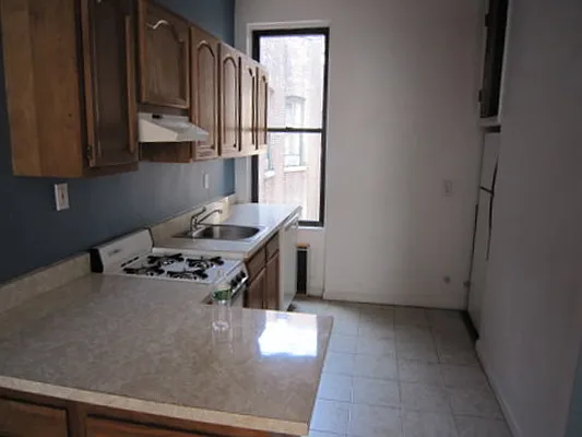 Rented by JK Dansar Corp | media 12