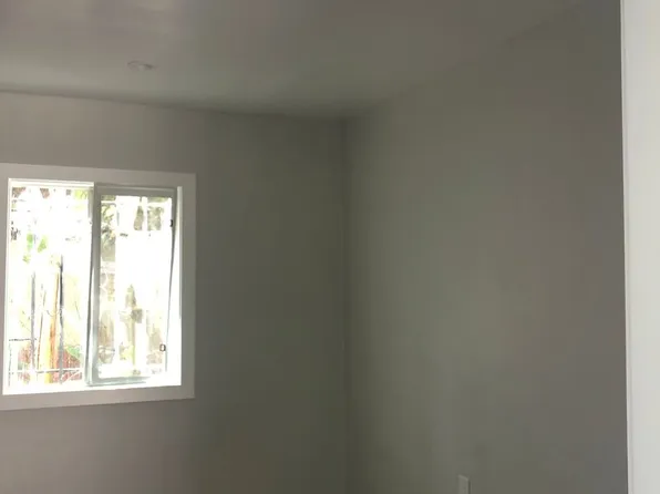 11818 S Main Llc